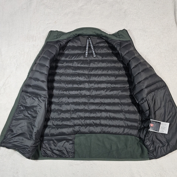 Lululemon - Down For It All Padded Shell Down Gilet - Green. - Picture 4 of 10